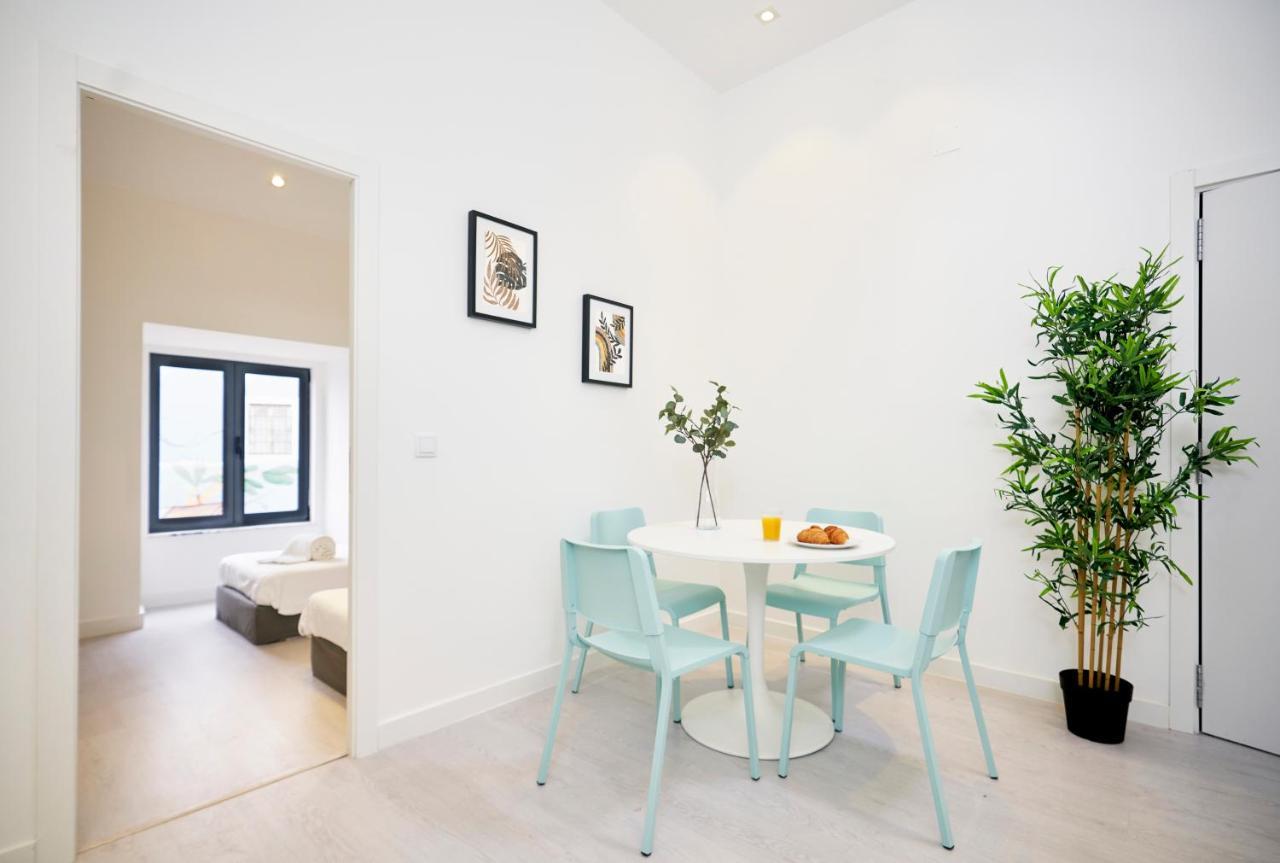 Altido Fabulous 3-Br Apartment In Western Lisboa Exteriör bild