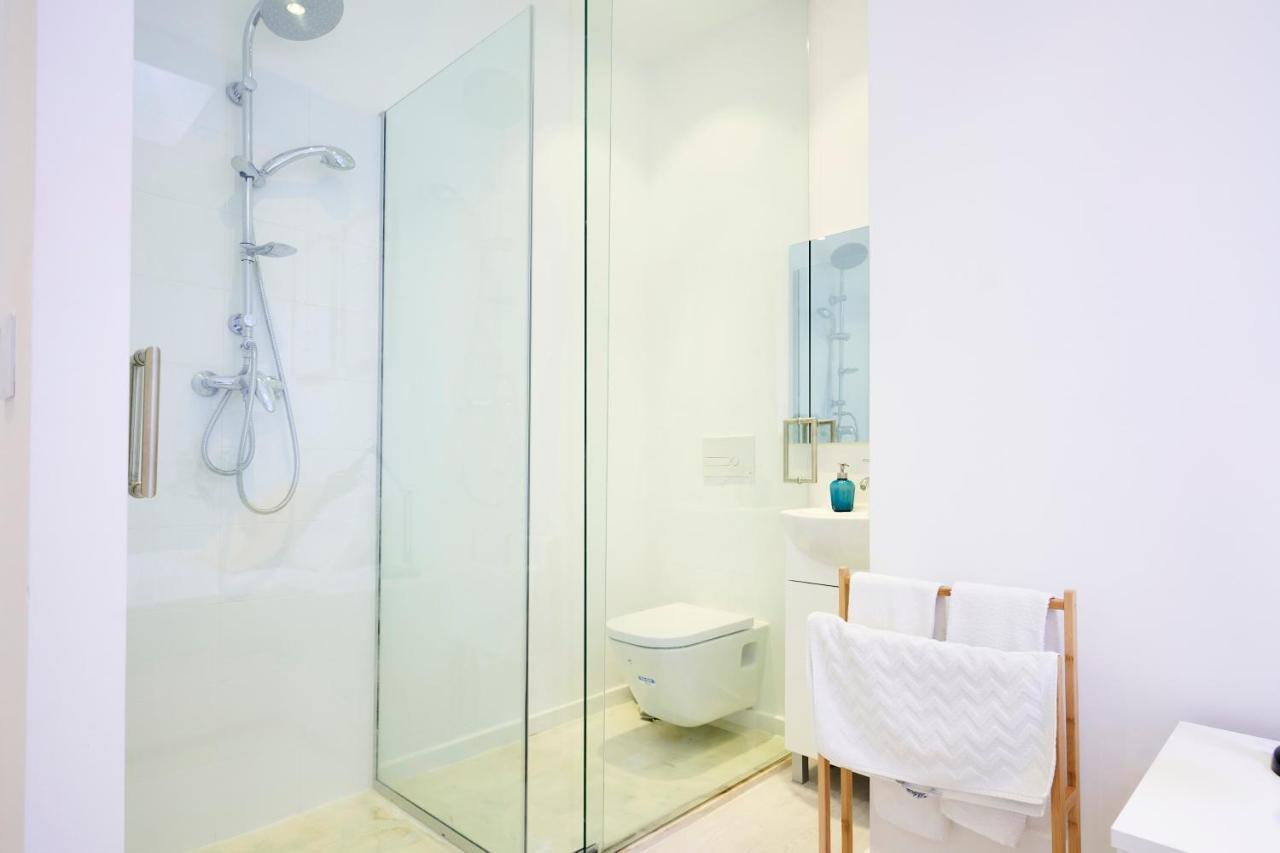 Altido Fabulous 3-Br Apartment In Western Lisboa Exteriör bild