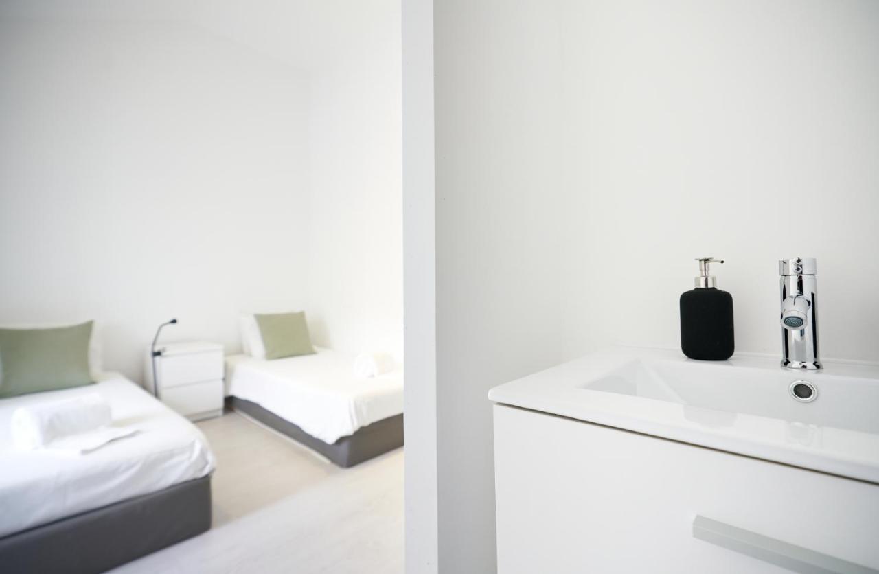 Altido Fabulous 3-Br Apartment In Western Lisboa Exteriör bild